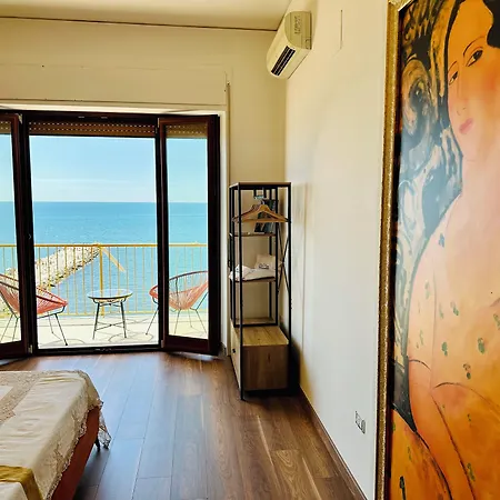 Blumare Arthouse 4*