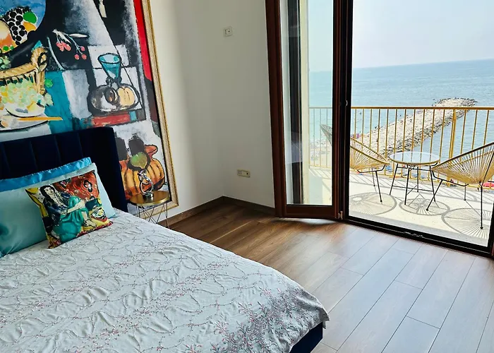 Blumare Arthouse 4*