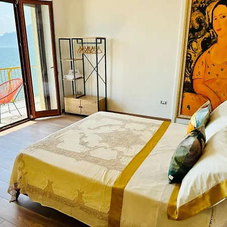Blumare Arthouse 4* Σαλέρνο