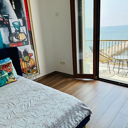 Blumare Arthouse 4*