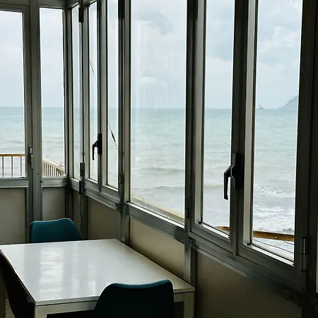 Blumare Arthouse Πανσιόν