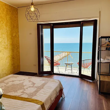 Affittacamere Blumare Arthouse 4*