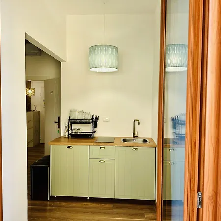 Πανσιόν Blumare Arthouse Σαλέρνο