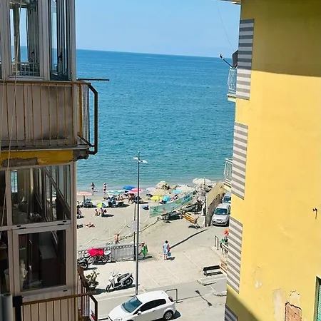 Blumare Arthouse Guest house